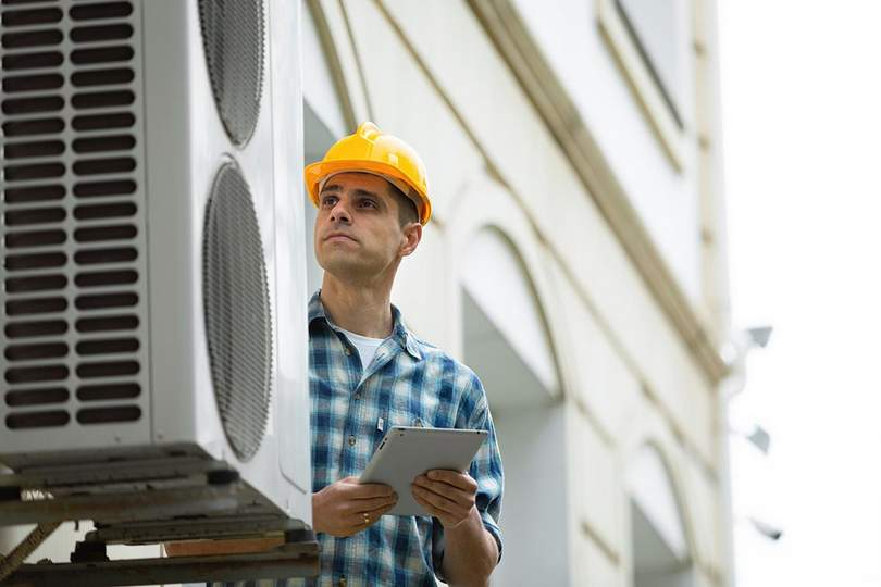 Jednostka wewnętrzna pompy ciepła do bloku