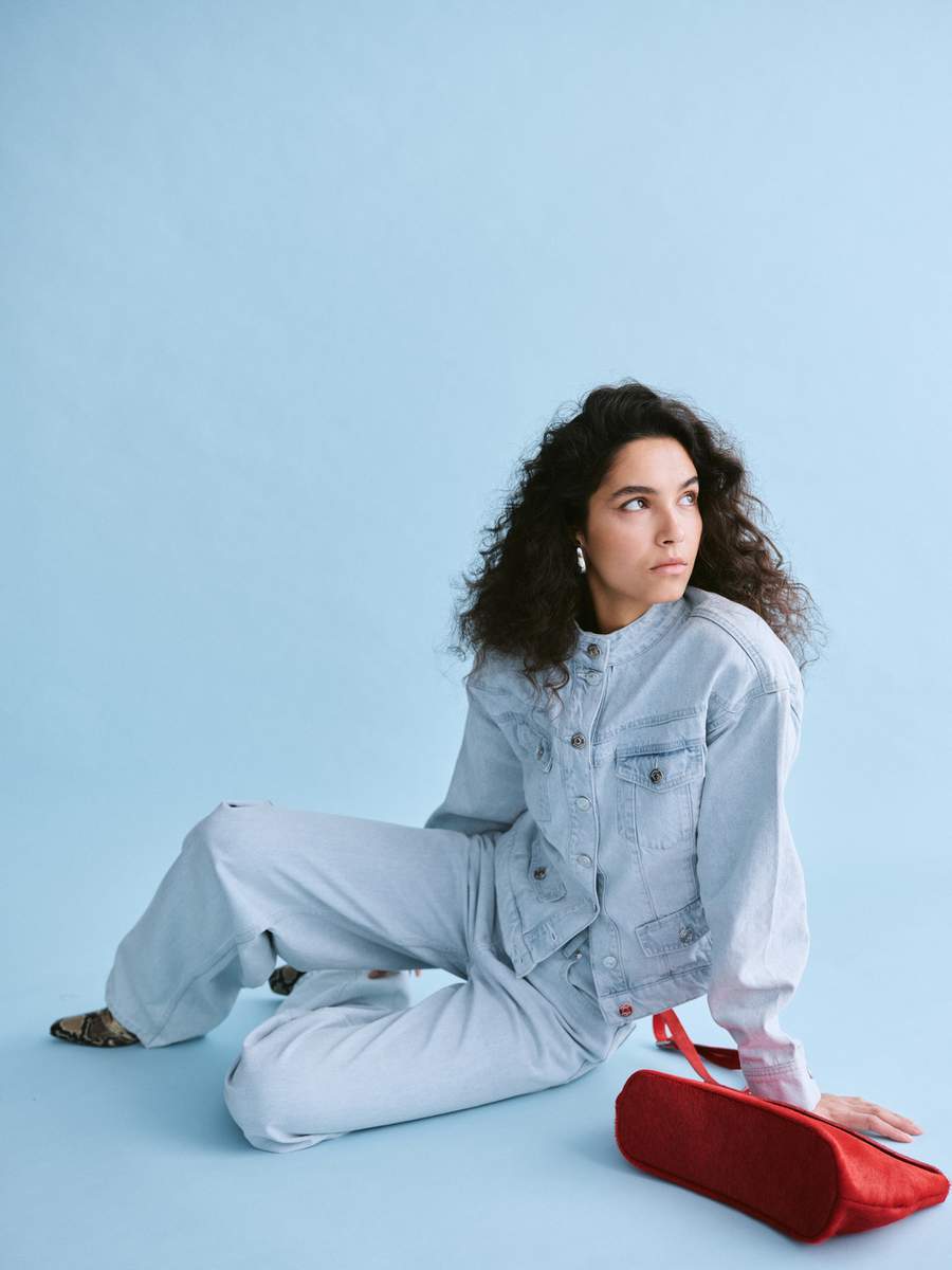 koszule jeansowe damskie